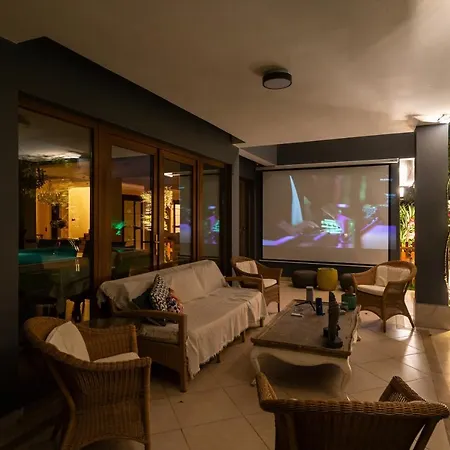 Kyzikos Oasis Villa *